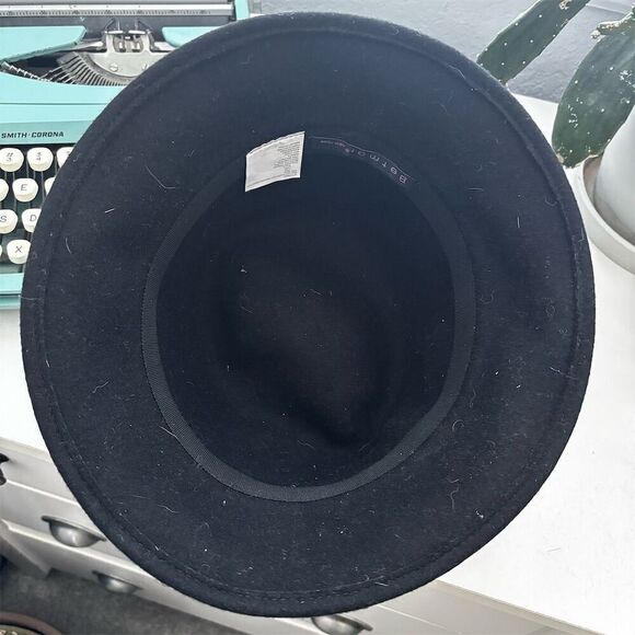 Vintage Betmar New York Women's Black Velvet Cloche Hat 6 1/2 - Picture 7 of 8